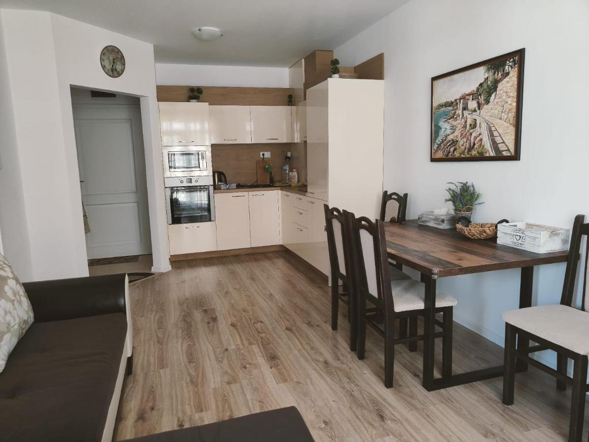 Studio Aivasovskij Park - Meters Away From Beach 포마리 외부 사진
